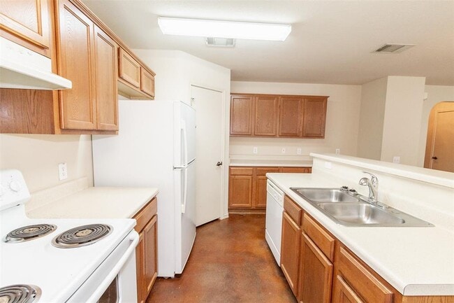 Building Photo - 2406 Magin Meadow Dr