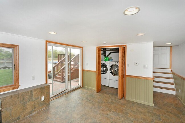 Building Photo - 3544 Woodward St
