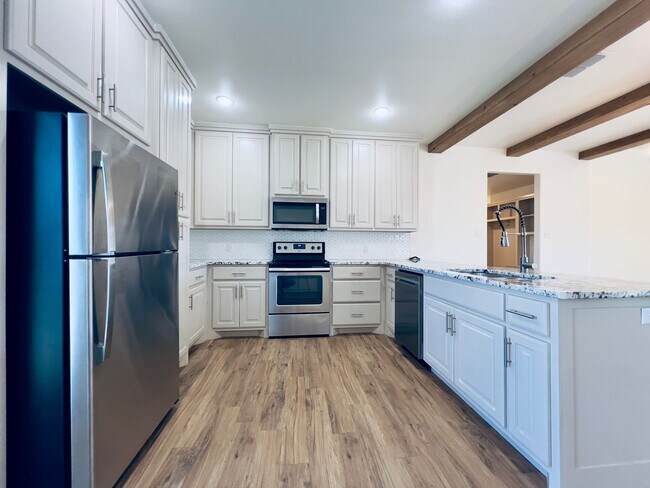 Building Photo - PRE-LEASING FOR AUGUST MOVE-IN: Recently Built 3/2/2 in Cooper ISD