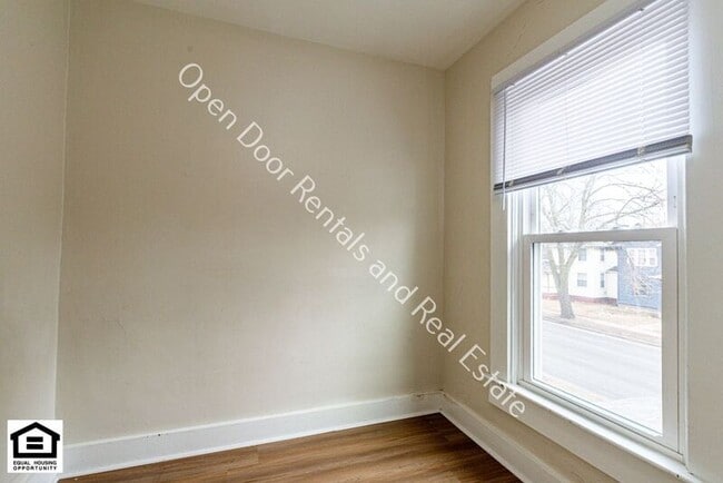 Building Photo - 2516 Lafayette St