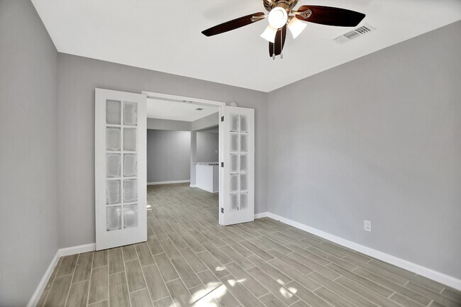 Building Photo - 1505 New Orleans St