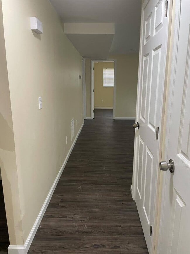 Building Photo - 4670 Lindsey Dr SW