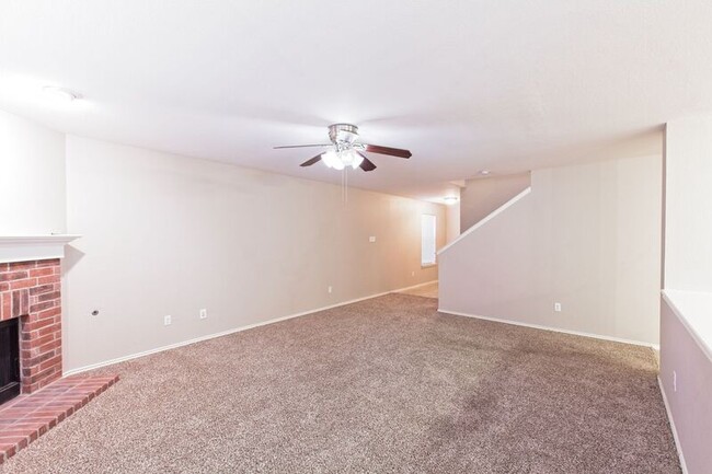 Building Photo - 10129 Placid Dr