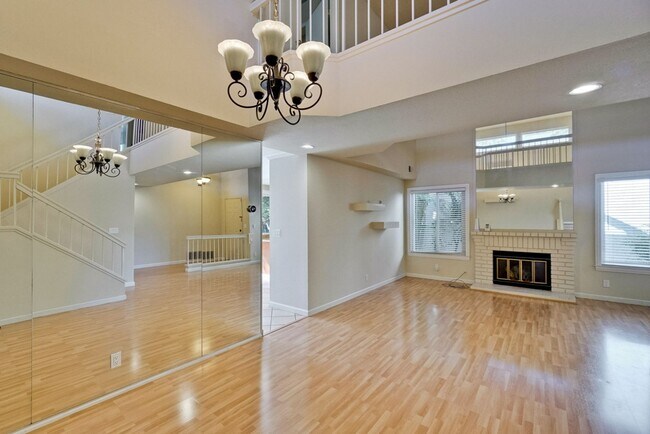 Building Photo - Great Home & Location in San Jose, CA
