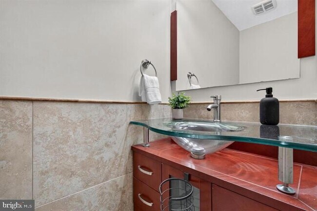 Building Photo - 3609 Buckeye Ct