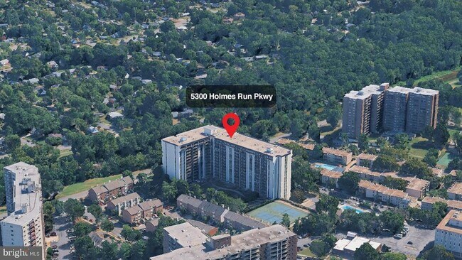 Building Photo - 5300 Holmes Run Pkwy