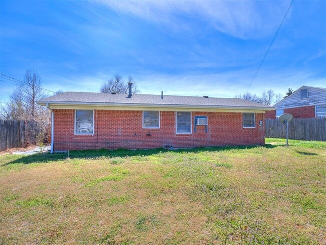 Building Photo - 3637 Firethorn Dr