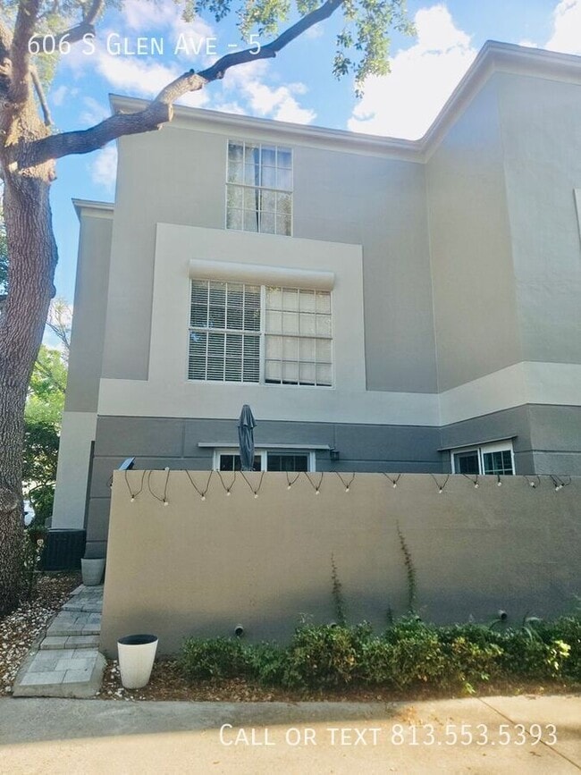 Building Photo - 606 S Glen Ave