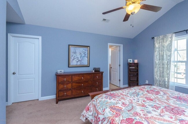 Building Photo - 219 Peggy's Trce