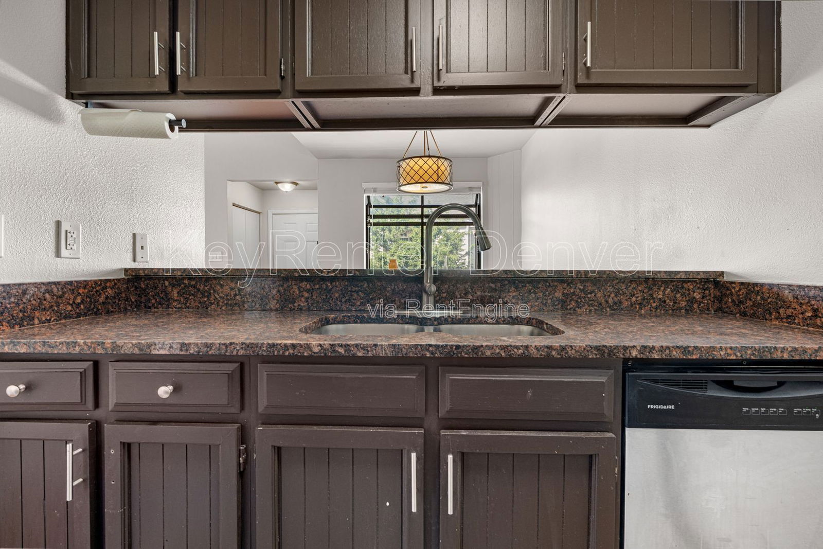 Building Photo - 6880 E Mississippi Ave