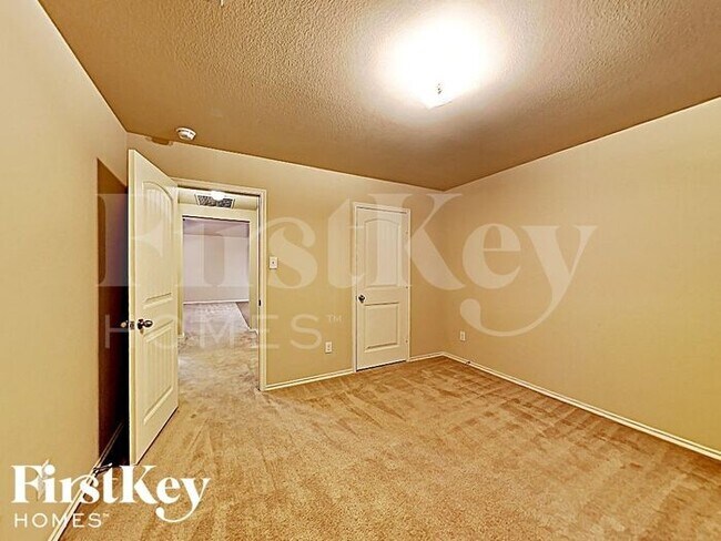 Building Photo - 1413 Waco Turner Dr
