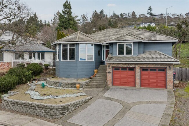 Building Photo - 4388 Innsbruck Ridge