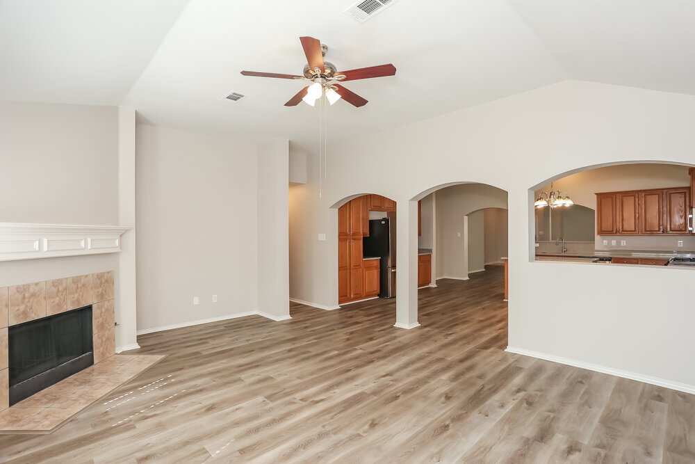 Building Photo - 5741 Lionfish Way