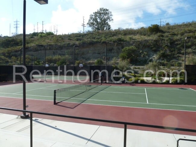 Building Photo - 2802 Piantino Cir