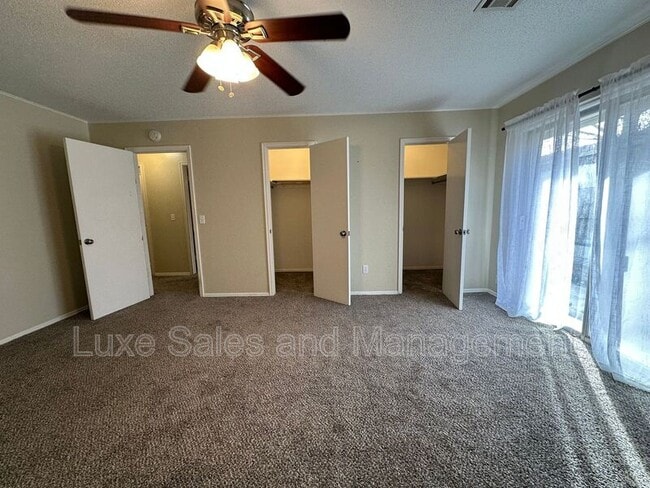 Building Photo - 2518 NW 62nd St