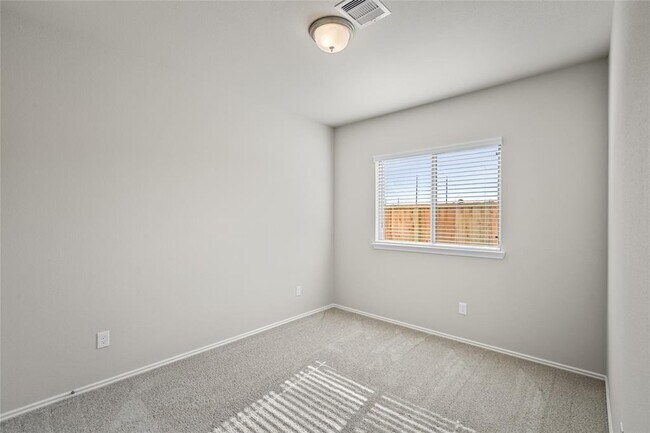 Building Photo - 42433 Quail Vly Ln