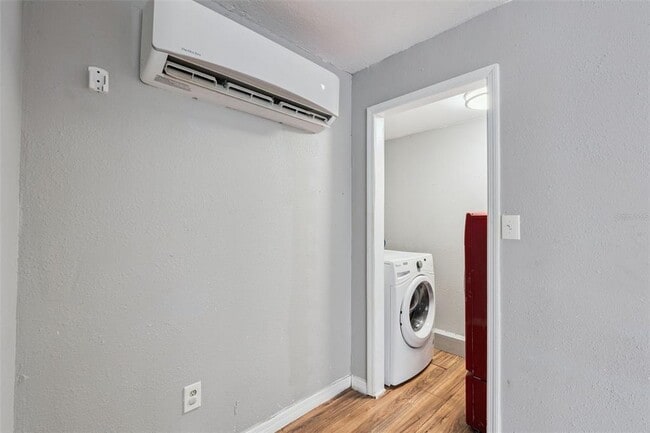 Building Photo - 1508 W Main St