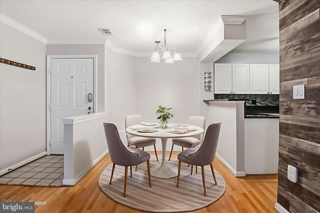 Building Photo - 12905 Alton Square