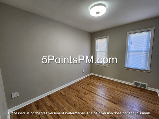 Building Photo - 5178 Homewood Ave