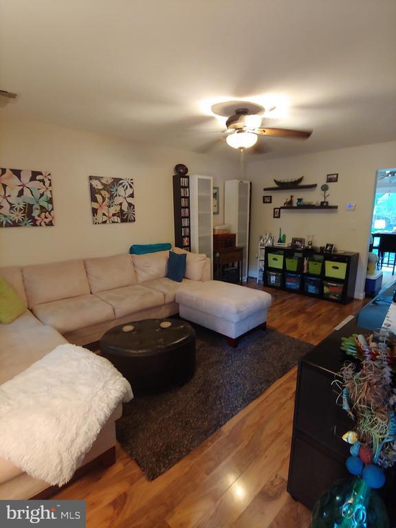 Building Photo - 8435 Norwood Dr