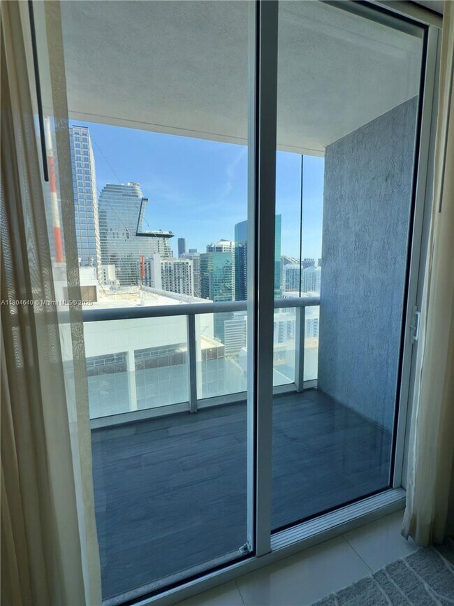 Building Photo - 50 Biscayne Blvd