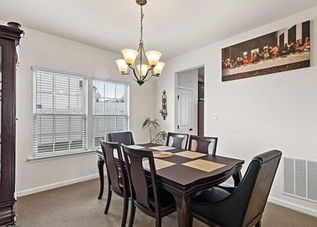 Building Photo - Gorgeous 4BR/2.5BA located in Warrington! Available NOW!