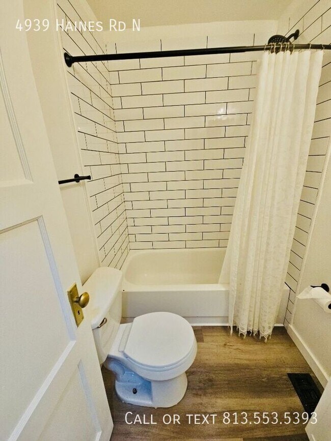 Building Photo - 4939 Haines Rd N