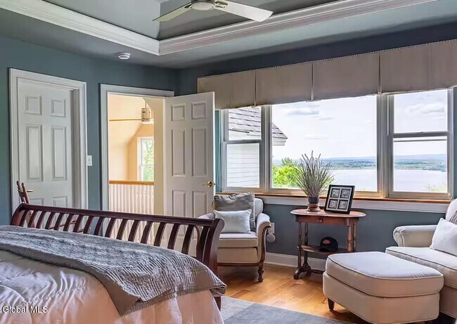 Building Photo - 27 Hill Rd