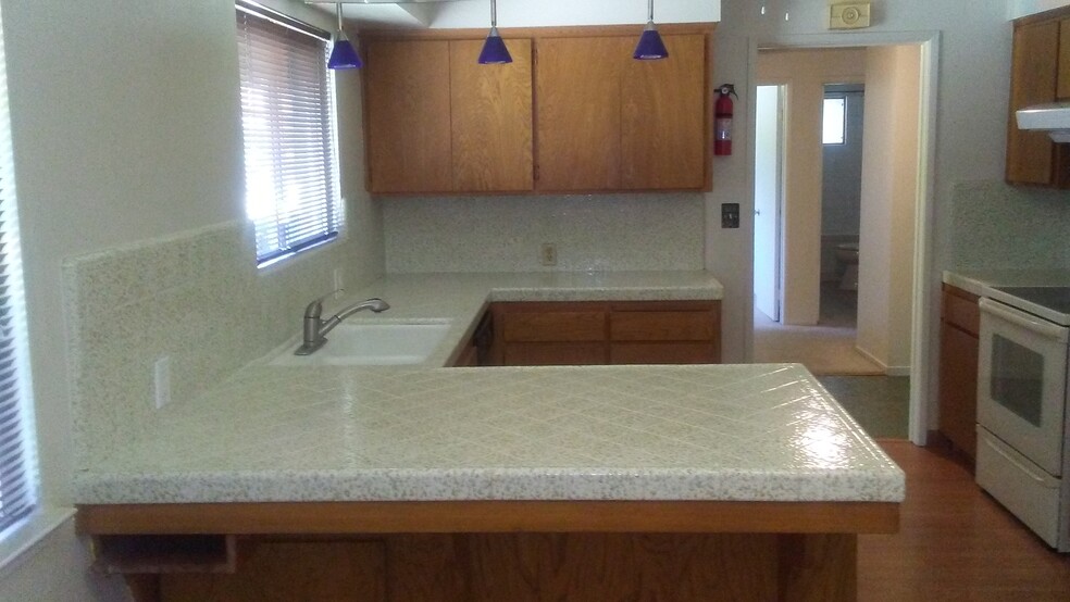 Kitchen/Dining Room - 6576 Harmon Dr