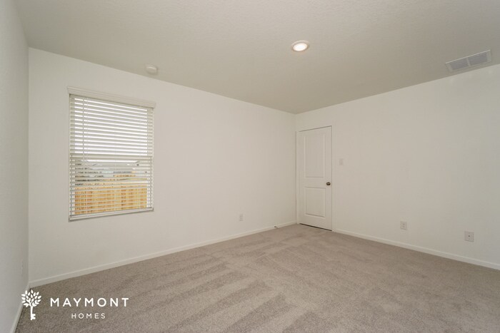 Building Photo - 547 Layne Overlook