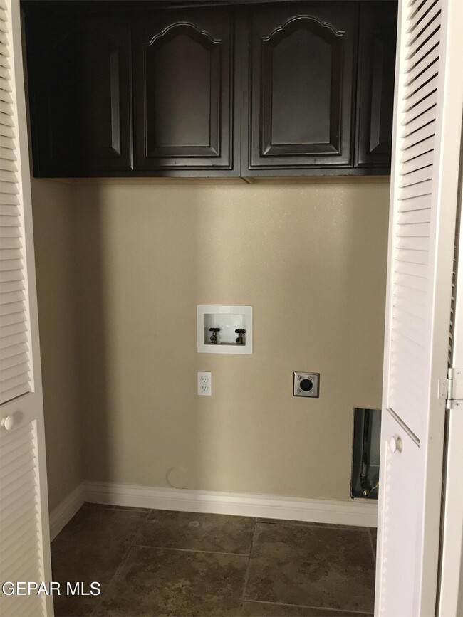 Building Photo - 3677 Grand Cayman Ln