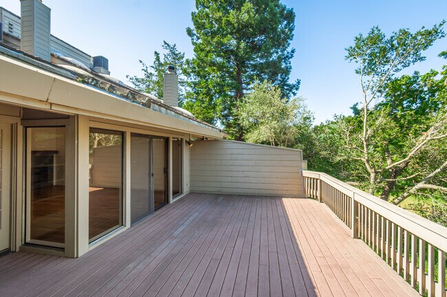 Building Photo - 1797 Silverado Trail