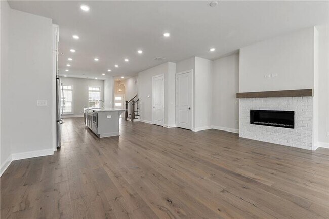Building Photo - 4317 Parkside Pl