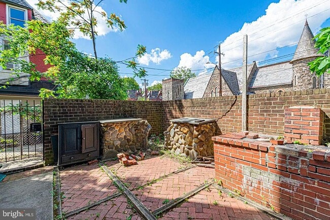 Building Photo - 4118 Baltimore Ave