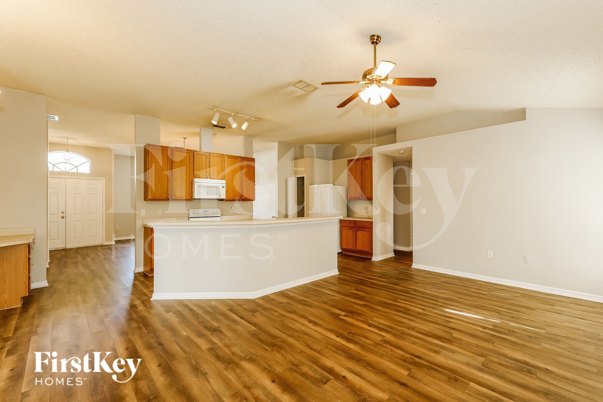 Building Photo - 2411 Dumas Dr