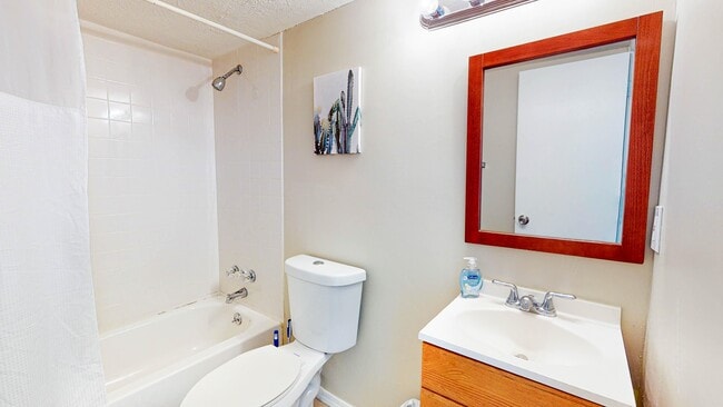 Building Photo - 6189 Charring Cross Ct