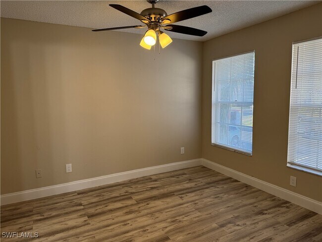 Building Photo - 108 Santa Clara Dr