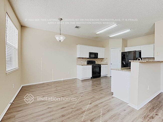 Building Photo - 1304 White Dove Ln