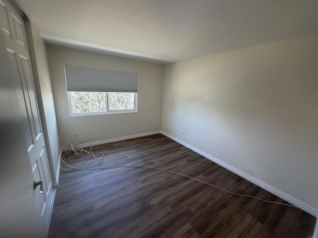 Building Photo - 6393 Viewpoint Ct