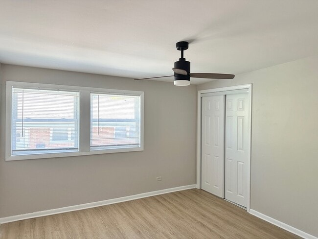 Building Photo - 525 Ryan Ln