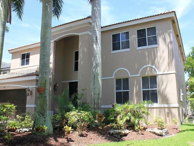 Primary Photo - 947 Nandina Dr