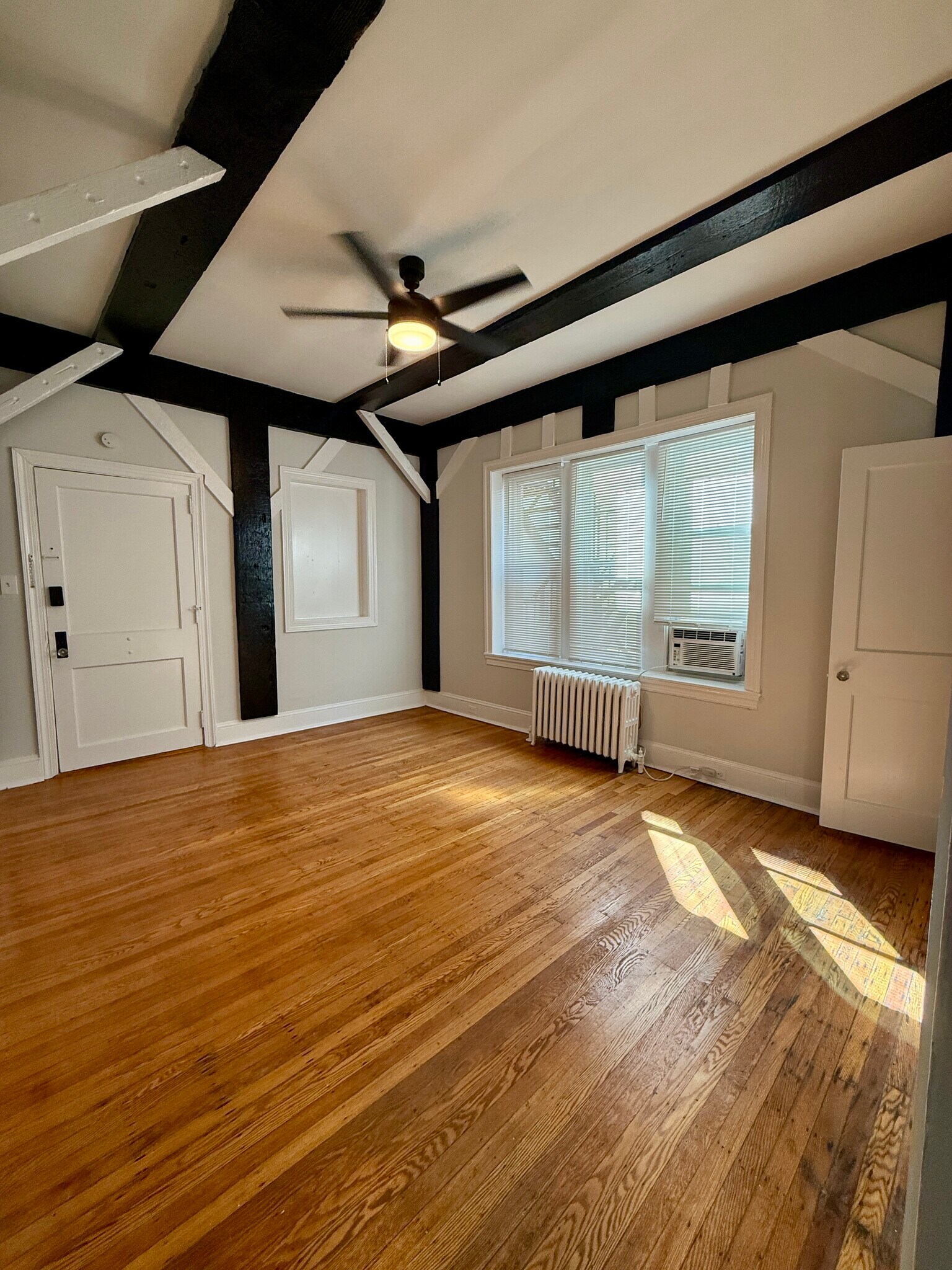 Building Photo - 108 Forrest Ave