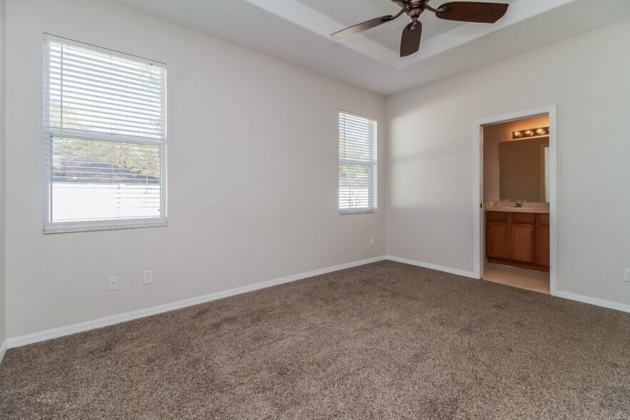 Building Photo - 1741 Mountclair Ct