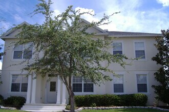 Building Photo - GREAT SPACIOUS 2 STORY HOME IN AVALON PARK in EAST ORLANDO