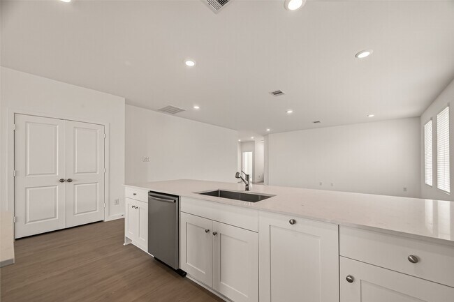 Building Photo - 2511 American Ruby Dr