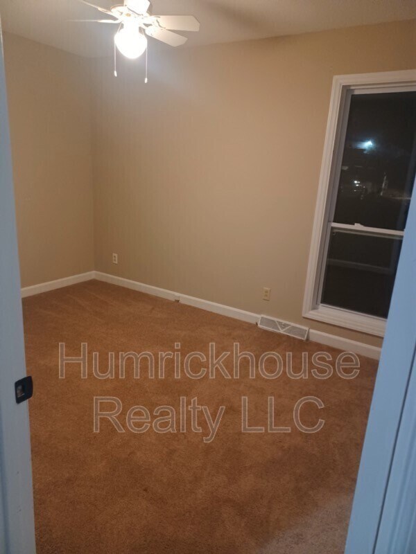 Building Photo - 1133 Molokai Dr