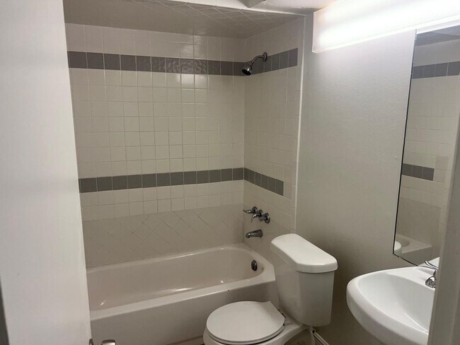 Building Photo - 4123 Spitfire Ave