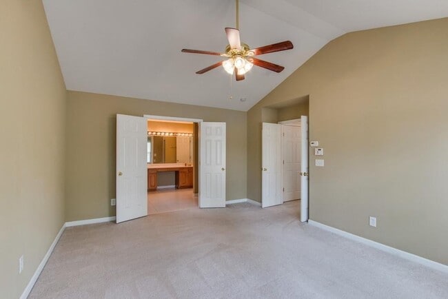 Building Photo - 1510 Chestnut Springs Rd