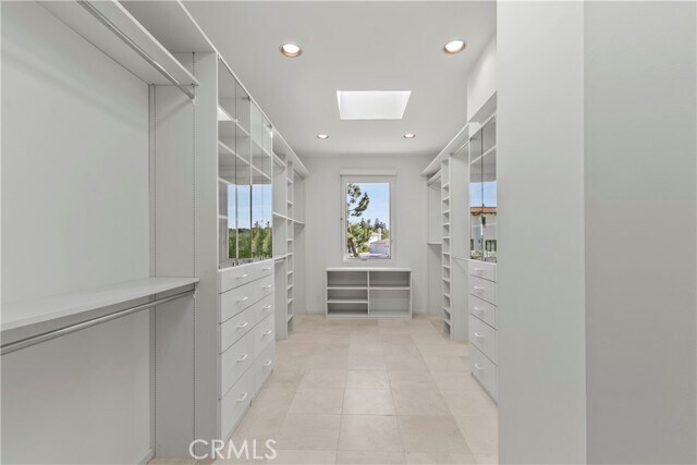 Building Photo - 2 Inverness Ln