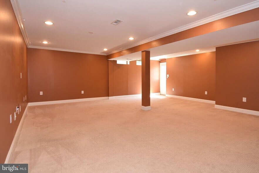 Building Photo - 4037 Broadwire Dr